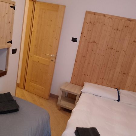 Appartamento La Casa Di Siro Caderzone Terme Esterno foto