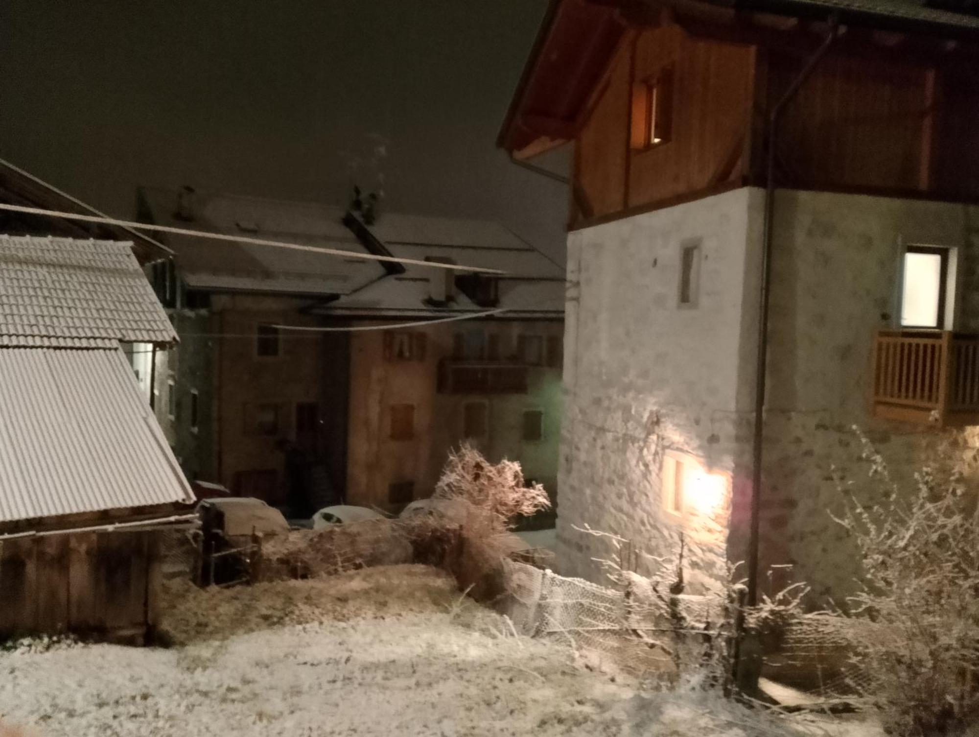 Appartamento La Casa Di Siro Caderzone Terme Esterno foto