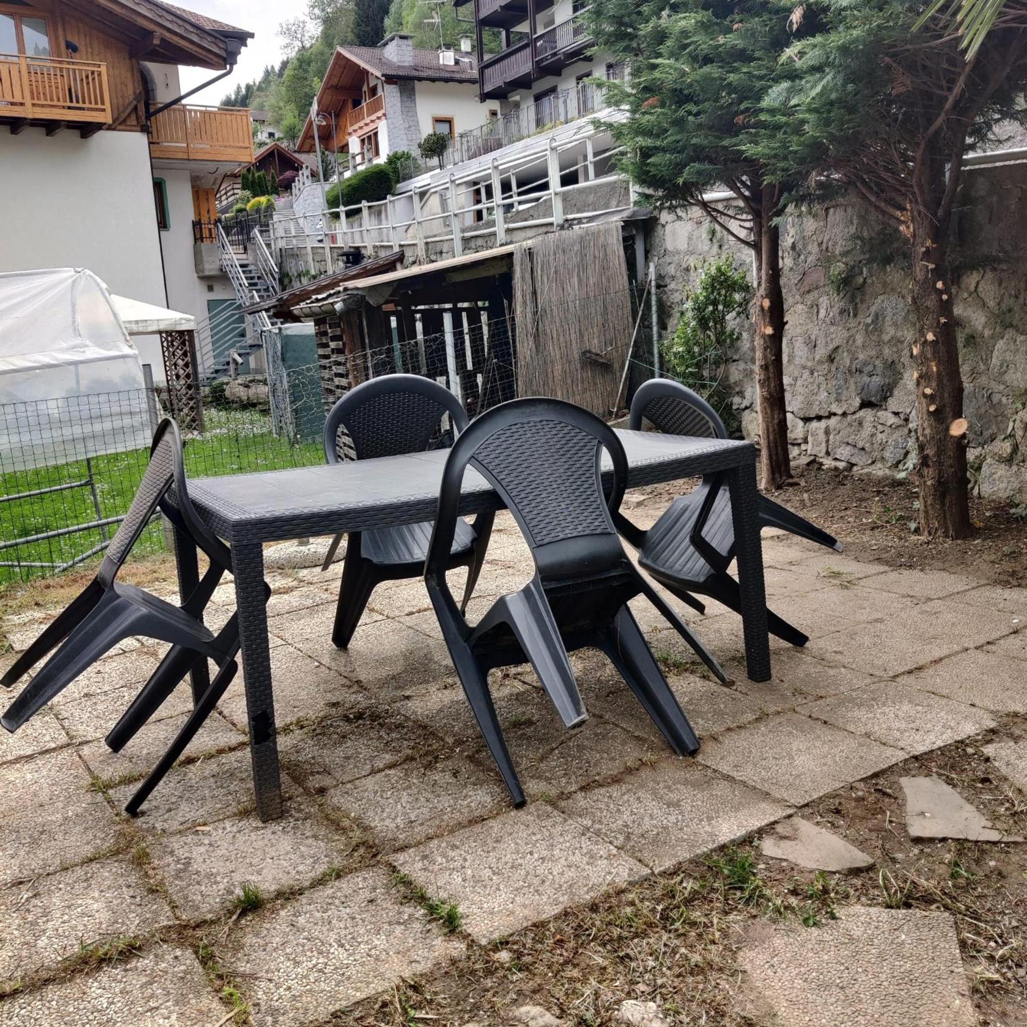Appartamento La Casa Di Siro Caderzone Terme Esterno foto